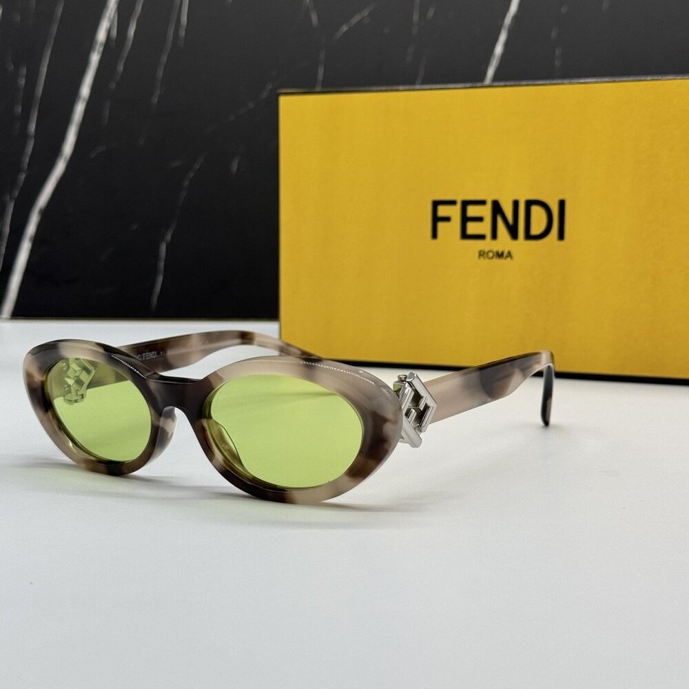 NEW FENDI SUNGLASSES HAVANA OVAL WOMEN EYEWEAR FENDI FE40140U 56N
